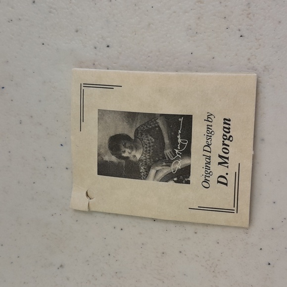 BEAUTIFUL KRIS KRINGLE HAND PAINTED GLASS Ne' Qwa Art CHRISTMAS ORNAMENT - Picture 6 of 7